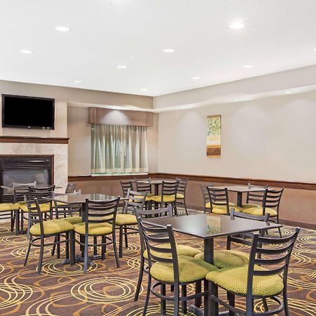 Days Inn By Wyndham Brewerton/ Syracuse Near Oneida Lake Exteriör bild