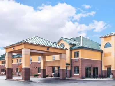 Days Inn By Wyndham Brewerton/ Syracuse Near Oneida Lake Exteriör bild